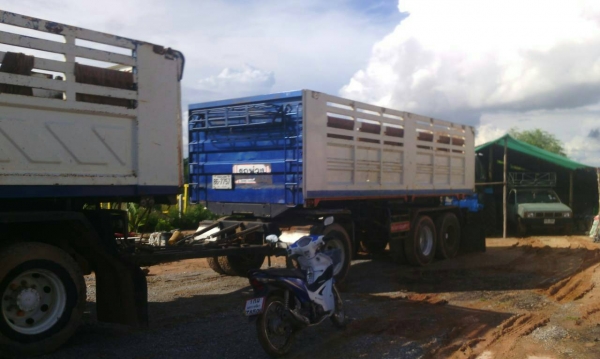 ปรับราคาใหม่ 2,490,000บ สิบล้อ อีซูซุ FXZ 360 hp ปี54 แม่ลูก 3 คาน ดั้มสามมิตรแท้ สภาพสวยบางเดิมพร้อมใช้ เล่มทะเบียนพร้อมโอน ราคา 2,650,000บ ต่อรองได้ครับ ปรับราคาใหม่ 2,490,000บ สิบล้อ อีซูซุ FXZ 360 hp ปี54 แม่ลูก 3 คาน ดั้มสามมิตรแท้ สภาพสวยบางเดิมพร้อมใช้ เล่มทะเบียนพร้อมโอน ราคา 2,650,000บ ต่อรองได้ครับ