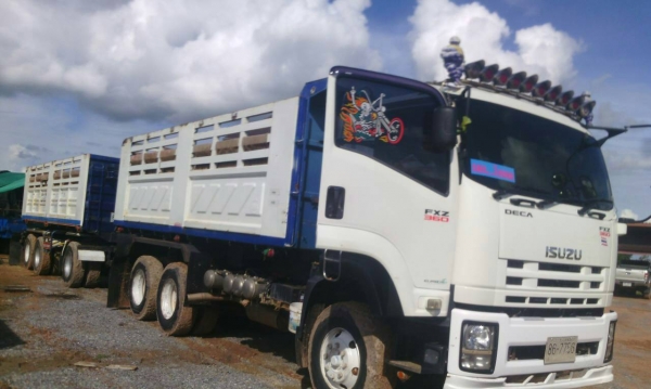 ปรับราคาใหม่ 2,490,000บ สิบล้อ อีซูซุ FXZ 360 hp ปี54 แม่ลูก 3 คาน ดั้มสามมิตรแท้ สภาพสวยบางเดิมพร้อมใช้ เล่มทะเบียนพร้อมโอน ราคา 2,650,000บ ต่อรองได้ครับ ปรับราคาใหม่ 2,490,000บ สิบล้อ อีซูซุ FXZ 360 hp ปี54 แม่ลูก 3 คาน ดั้มสามมิตรแท้ สภาพสวยบางเดิมพร้อมใช้ เล่มทะเบียนพร้อมโอน ราคา 2,650,000บ ต่อรองได้ครับ