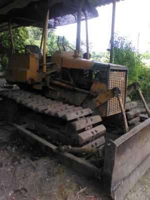 ขายรถแทรคเตอร์ KOMATSU D20P-5 ตีนเป็ด ราคา 100000