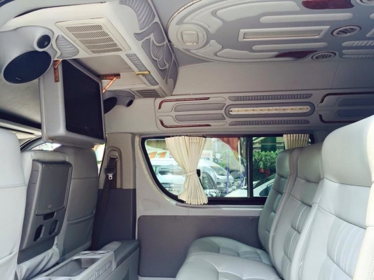 โทร 0922726669 คุณตันหยงค่ะ ขายรถตู้. ดีเซลล์ ปี 2009 แต่งวีไอพี ราคา 739,000 บาทใช้เงินดาวน์ 129,000 บาทเท่านั้น โทร 0922726669 คุณตันหยงค่ะ ขายรถตู้. ดีเซลล์ ปี 2009 แต่งวีไอพี ราคา 739,000 บาทใช้เงินดาวน์ 129,000 บาทเท่านั้น