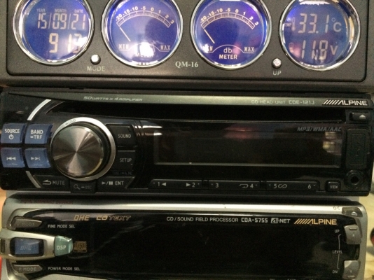 Alpine CDE-121J USB MP3 CD AUX ปรีเอ้า1ชุด มือ2 ญี่ปุ่น สภาพสวย