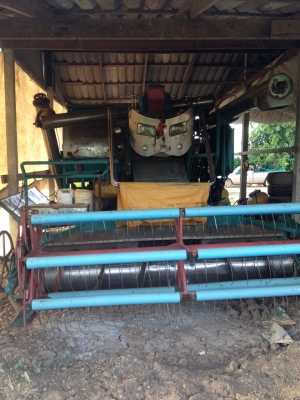 ขายรถเกี่ยวข้าว