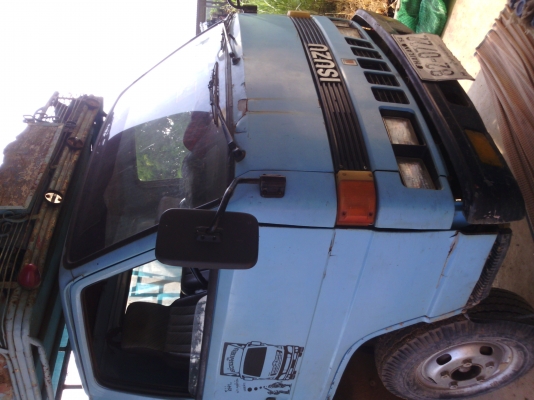 ขายรถบรรทุกหกล้อ