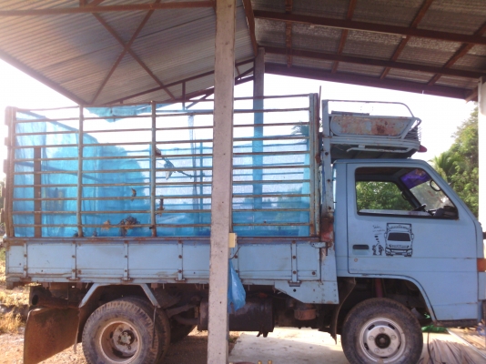 ขายรถบรรทุกหกล้อ