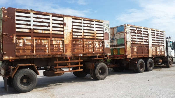 รถดั้มพ่วงแม่ลูก hino