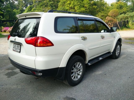 ขาย Mitsubishi Pajero Sport GT 2.5AT เกียร์ออโต้ดีเซลสีขาวมุกรุ่นTOPสุด ปี 2012 สภาพสีไม่เคยทำสักชิ้นราคาถูกด่วนๆ ขาย Mitsubishi Pajero Sport GT 2.5AT เกียร์ออโต้ดีเซลสีขาวมุกรุ่นTOPสุด ปี 2012 สภาพสีไม่เคยทำสักชิ้นราคาถูกด่วนๆ
