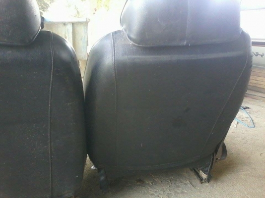 ขายเบาะเดิมMazda808หุ้มแล้วไม่ได้ใช้คับ คุ่ล่ะ1500 แมวข่วนมีรอยบ้าง ขายเบาะเดิมMazda808หุ้มแล้วไม่ได้ใช้คับ คุ่ล่ะ1500 แมวข่วนมีรอยบ้าง