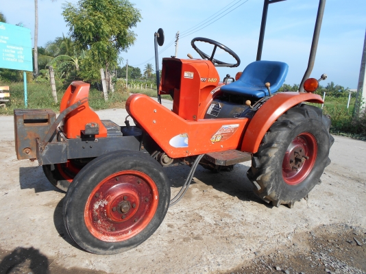 ตัวคูโบต้าสวย ๆ คอบคุณเสี่ยให่ญบางเลนรับเอาไปดูเลเรียบร้อยแล้วครับ