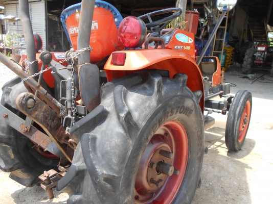 ตัวคูโบต้าสวย ๆ คอบคุณเสี่ยให่ญบางเลนรับเอาไปดูเลเรียบร้อยแล้วครับ