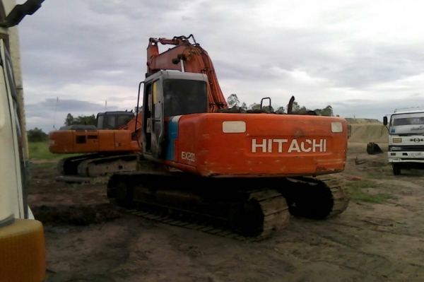 ขายHITACHI EX200-2 เมก้าปั้มเอกสารอินวอย พร้อมใช้ ติดต่อคุณ อ๊อฟ พิจิตร 086-737-9991