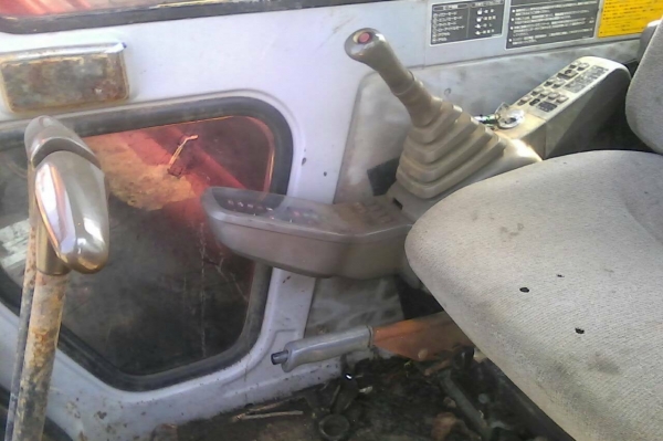 ขายHITACHI EX200-2 เมก้าปั้มเอกสารอินวอย พร้อมใช้ ติดต่อคุณ อ๊อฟ พิจิตร 086-737-9991