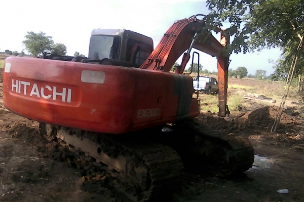 ขายHITACHI EX200-2 เมก้าปั้มเอกสารอินวอย พร้อมใช้ ติดต่อคุณ อ๊อฟ พิจิตร 086-737-9991
