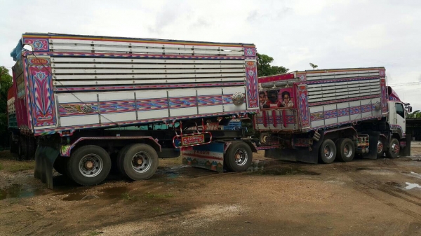 ISUZU 360. ปี55 พ่วงแม่ลูกเกษตรดั้ม สภาพสวยๆ แม่12ล้อ ISUZU 360. ปี55 พ่วงแม่ลูกเกษตรดั้ม สภาพสวยๆ แม่12ล้อ