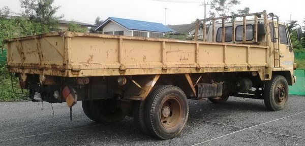 รถบรรทุก  6 ล้อใหญ่ ROCKY FTR