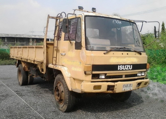 รถบรรทุก  6 ล้อใหญ่ ROCKY FTR