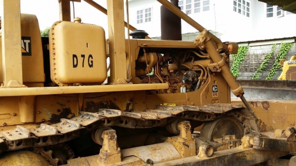 ขายCAT D7Gพร้อมใช้ เอกสารเล่ม ติดต่อได้ คุณ อ๊อฟ พิจิตร 086-737-9991 ขายCAT D7Gพร้อมใช้ เอกสารเล่ม ติดต่อได้ คุณ อ๊อฟ พิจิตร 086-737-9991