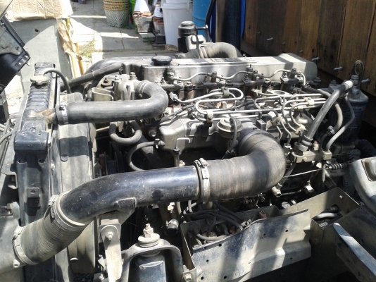 ขายหกล้อ ISUZU NQR 150 แรง ปี 47 ยาว 5.50 เมตร แอร์เทอร์โบพวงมาลัยพาเวอร์ ยางเรเดียลดี 6 เส้น