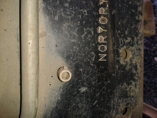 ขายหกล้อ ISUZU NQR 150 แรง ปี 47 ยาว 5.50 เมตร แอร์เทอร์โบพวงมาลัยพาเวอร์ ยางเรเดียลดี 6 เส้น