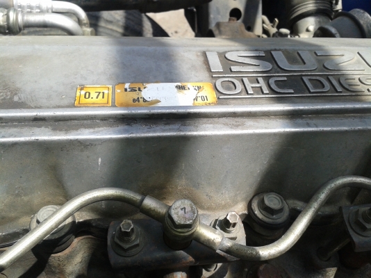 ขายหกล้อ ISUZU NQR 150 แรง ปี 47 ยาว 5.50 เมตร แอร์เทอร์โบพวงมาลัยพาเวอร์ ยางเรเดียลดี 6 เส้น