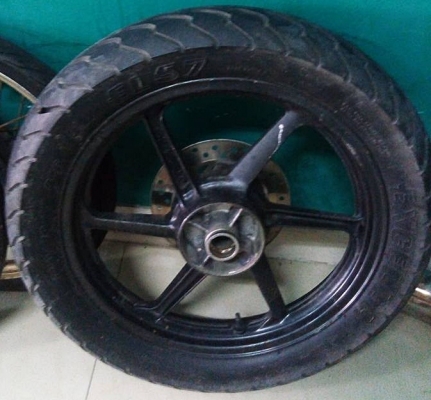 ล้อแม๊กขายได้ขาย ล้อแม็กซ์ CBR150คาร์บู ล้อแม๊กขายได้ขาย ล้อแม็กซ์ CBR150คาร์บู