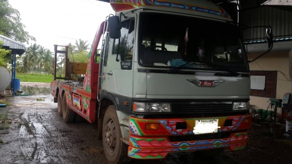 รถเทนเลอหางปลาขื้นรถเกี่ยว195HINOเครื่องHO7D 3H NLAพร้อมใช้งาน ติดต่อคุณอ๊อฟ พิจิตร 086-737-9991