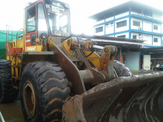 ขายรถตักล้อยาง KOMATSU WA 380-1 ขายรถตักล้อยาง KOMATSU WA 380-1