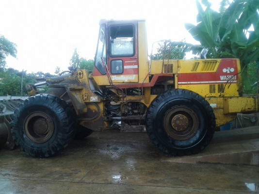 ขายรถตักล้อยาง KOMATSU WA 380-1 ขายรถตักล้อยาง KOMATSU WA 380-1