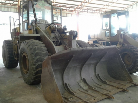 ขายรถตักล้อยาง KOMATSU WA 380-1 ขายรถตักล้อยาง KOMATSU WA 380-1