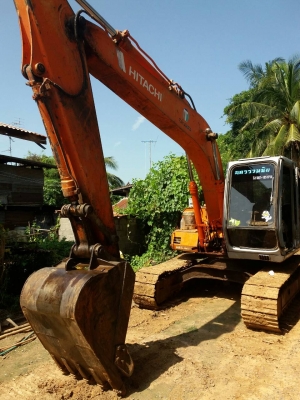 ขายรถแบคโฮ  HITACHI EX 120-2สภาพเก่านอกไฟฟ้าครบเอกสารอินวอยท์ราคา635,000 090-772-3710 090-772-3708