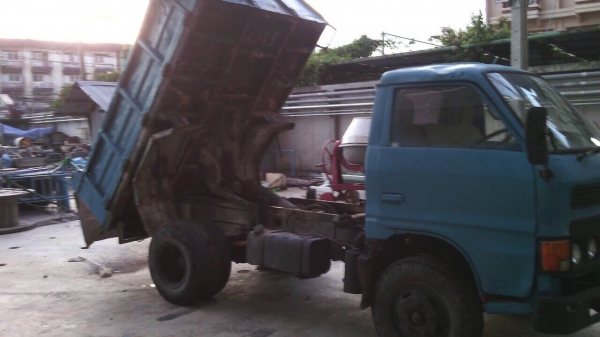 ขาย รถบรรทุก 6ล้อ Isuzu-KS