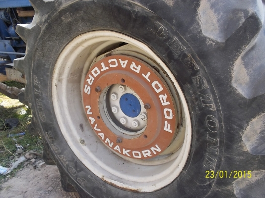 FORD  6600   ทะเบียนไม่ขาดต่อ เอกสารพร้อมโอน