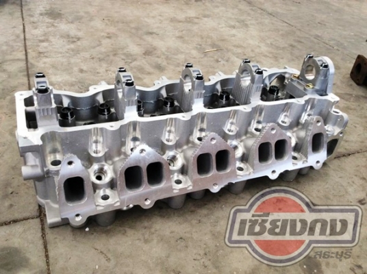 ฝาสูบ FORD