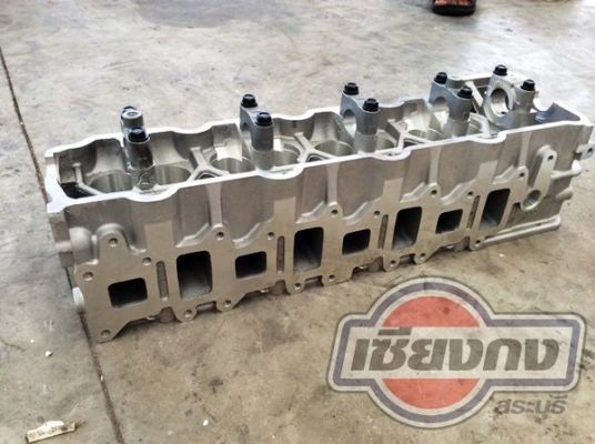 ฝาสูบ M/T Fuso Strada