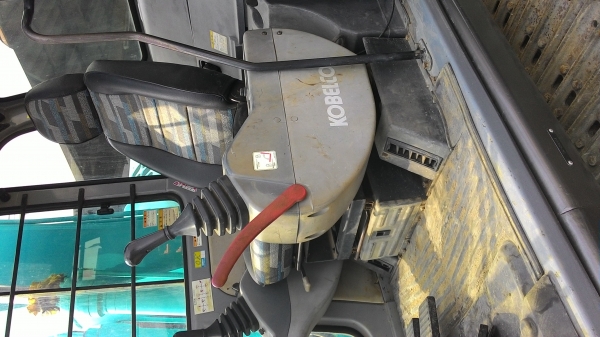 ขาย KOBELCO SK 100-3 สภาพสวย ชั่วโมงน้อยมาก มีใบอินวอย สนใจโทร 089-3818694 ดวงนภา ขาย KOBELCO SK 100-3 สภาพสวย ชั่วโมงน้อยมาก มีใบอินวอย สนใจโทร 089-3818694 ดวงนภา