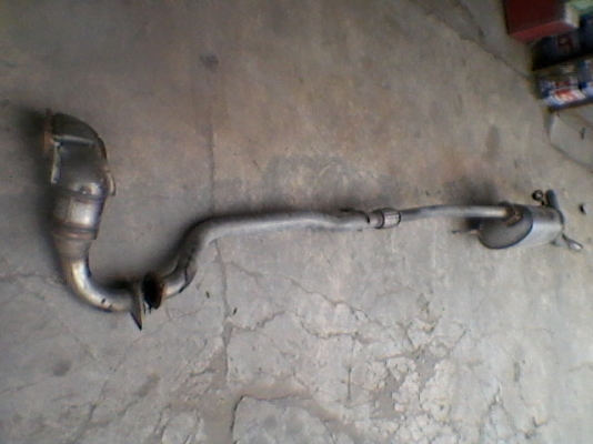 ท่อไอเสียเดิม อีซูซุดีแมก ทั้งชุด ตั้งแต่เทอร์โบ แคตตาไลติก ข้ออ่อน หม้อพักกลาง ถึงปลายสภาพดีมีปะเก็น ลูกยางกับน๊อตครบๆ 2000บาทอยู่ดอนเมืองTEL0890671028 ID Line arnat1028