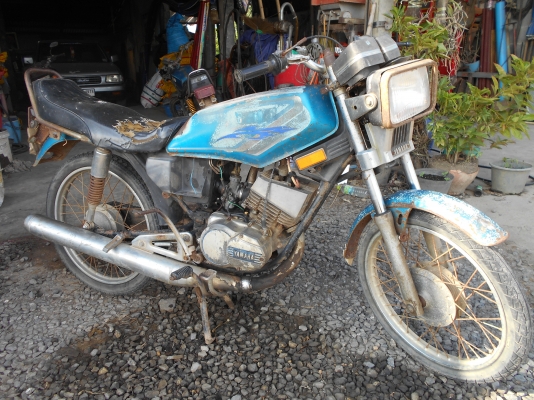 ขายตามสภาพรถใช้งานทุกวันโชกน้าหลังยางดีเครื่องดี 0810074646 อ่างทอง