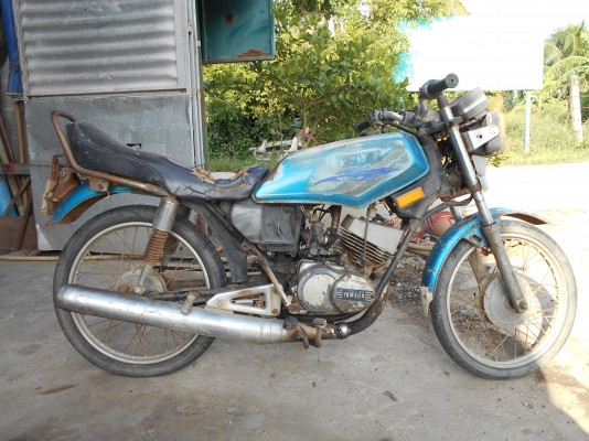 ขายตามสภาพรถใช้งานทุกวันโชกน้าหลังยางดีเครื่องดี 0810074646 อ่างทอง