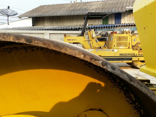 ขายรถบด 5.5 ตัน BOMAG BW172AD นำเข้าจาก USA แท้ 100\% สภาพสวย ไม่เคยใช้งานในไทย ขายรถบด 5.5 ตัน BOMAG BW172AD นำเข้าจาก USA แท้ 100\% สภาพสวย ไม่เคยใช้งานในไทย