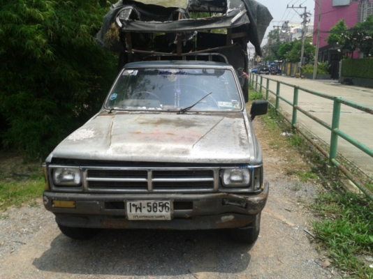 ฮีโร่ แค็ป เครื่อง2l  กระบะเลส พวงมาลัยพาวเวอร์ ขับได้ พร้อมโอน ขาย 32,000 บาท