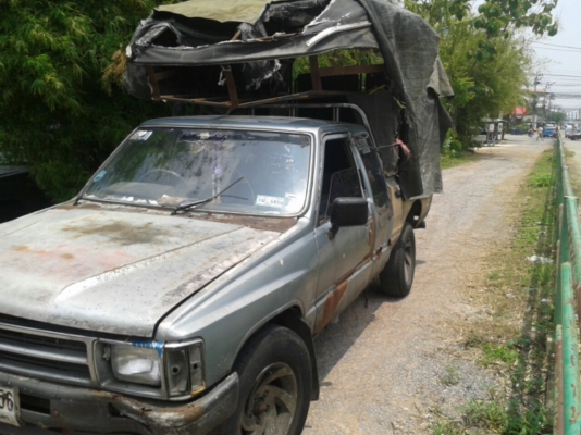 ฮีโร่ แค็ป เครื่อง2l  กระบะเลส พวงมาลัยพาวเวอร์ ขับได้ พร้อมโอน ขาย 32,000 บาท