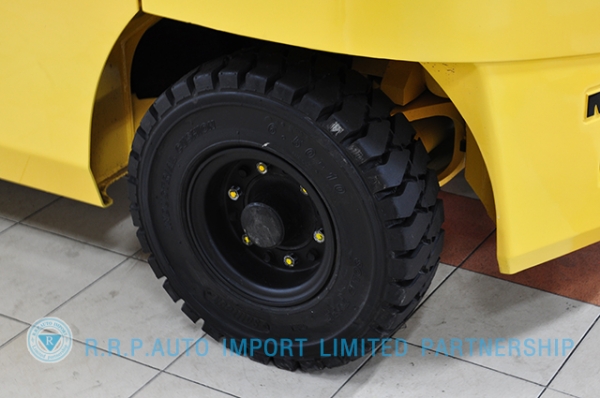 ขายรถโฟล์คลิฟท์มือสอง MITSUBISHI GRENDIA รุ่น FD30T  ราคา xxx,xxx บาท นำเข้าจากประเทศญี่ปุ่น 100\% ไม่เคยใช้งานในประเทศไทย