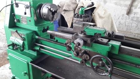 แท่นกลึง 6 ฟุต 3 เพลา เกียร์บล็อก พร้อมใช้งาน สภาพสวย ๆ 73,000