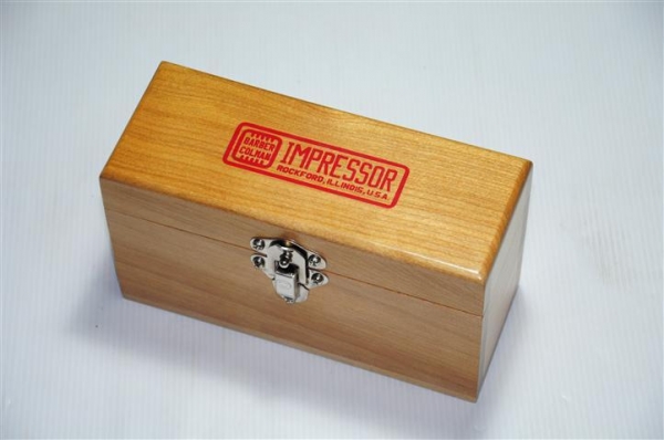 ขายเครื่องมือทดสอบความแข็งของผิววัสดุ ( Hardness Tester ) ยี่ห้อ Barber Colman Made in USA