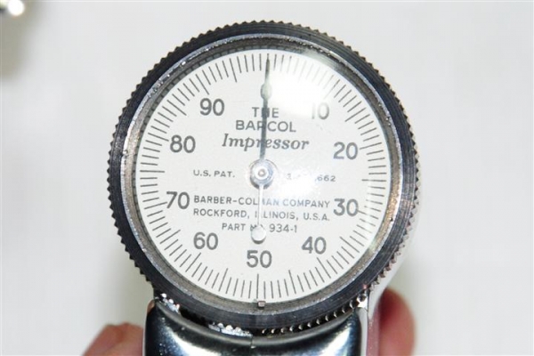 ขายเครื่องมือทดสอบความแข็งของผิววัสดุ ( Hardness Tester ) ยี่ห้อ Barber Colman Made in USA