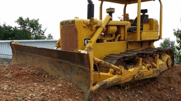 ขายรถแทรคเตอร์ตีนตะขาบ CATERPILLAR D7Gพร้อมใช้งานเอกสารเล่ม