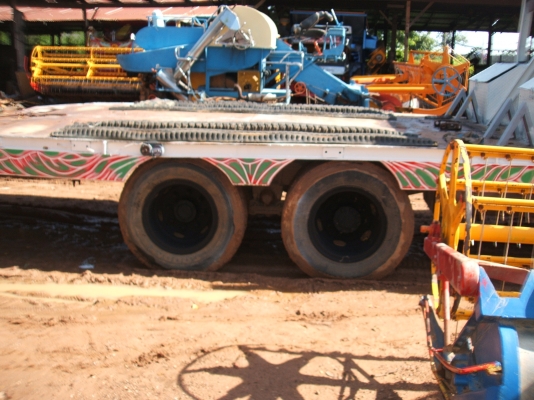 ขายรถสิบล้อเทนเลอร์ หัวยาว เครื่องยนต์ EH700 พวงมาลัยเพาเวอร์ บันไดไฮดรอลิก ทะเบียนพร้อมโอน