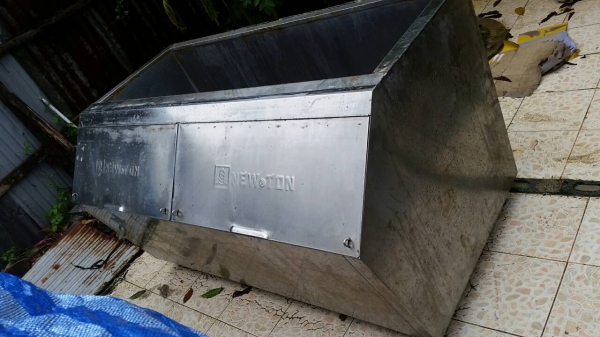 ขายเครื่องทำน้ำแข็ง  NEWTON