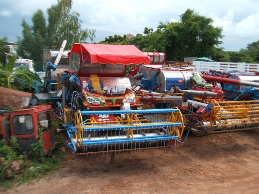 ขายรถเกี่ยวแบบไม่ดาวน์ มีสิบคันให้เลือก ราคาเริ่มต้น 200,000 บาท ให้คนที่ขับเป็นและมาอยู่กับผู้ขาย ทำส่งค่ารถหมดยกรถให้เลย มีที่เกี่ยวรองรับ ขายรถเกี่ยวแบบไม่ดาวน์ มีสิบคันให้เลือก ราคาเริ่มต้น 200,000 บาท ให้คนที่ขับเป็นและมาอยู่กับผู้ขาย ทำส่งค่ารถหมดยกรถให้เลย มีที่เกี่ยวรองรับ