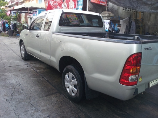 ขาย TOYOTA VIGO 2.5  J  สวยๆ หน้าหลังเดิมๆ ไม่มีชนหนัก มือเดียว