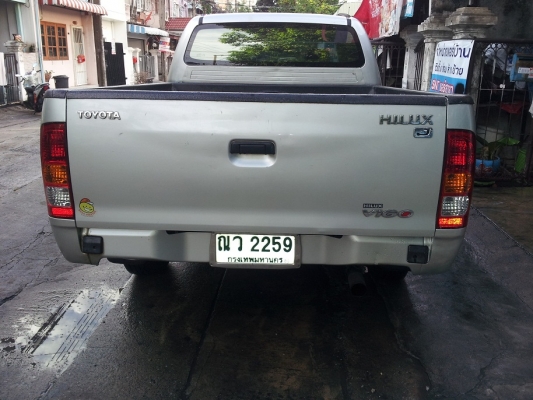 ขาย TOYOTA VIGO 2.5  J  สวยๆ หน้าหลังเดิมๆ ไม่มีชนหนัก มือเดียว